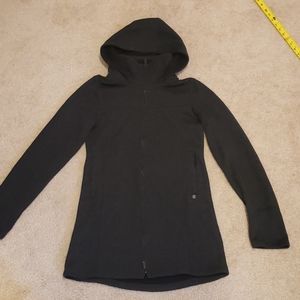 BeNCH Fleece long sweater/jacket.